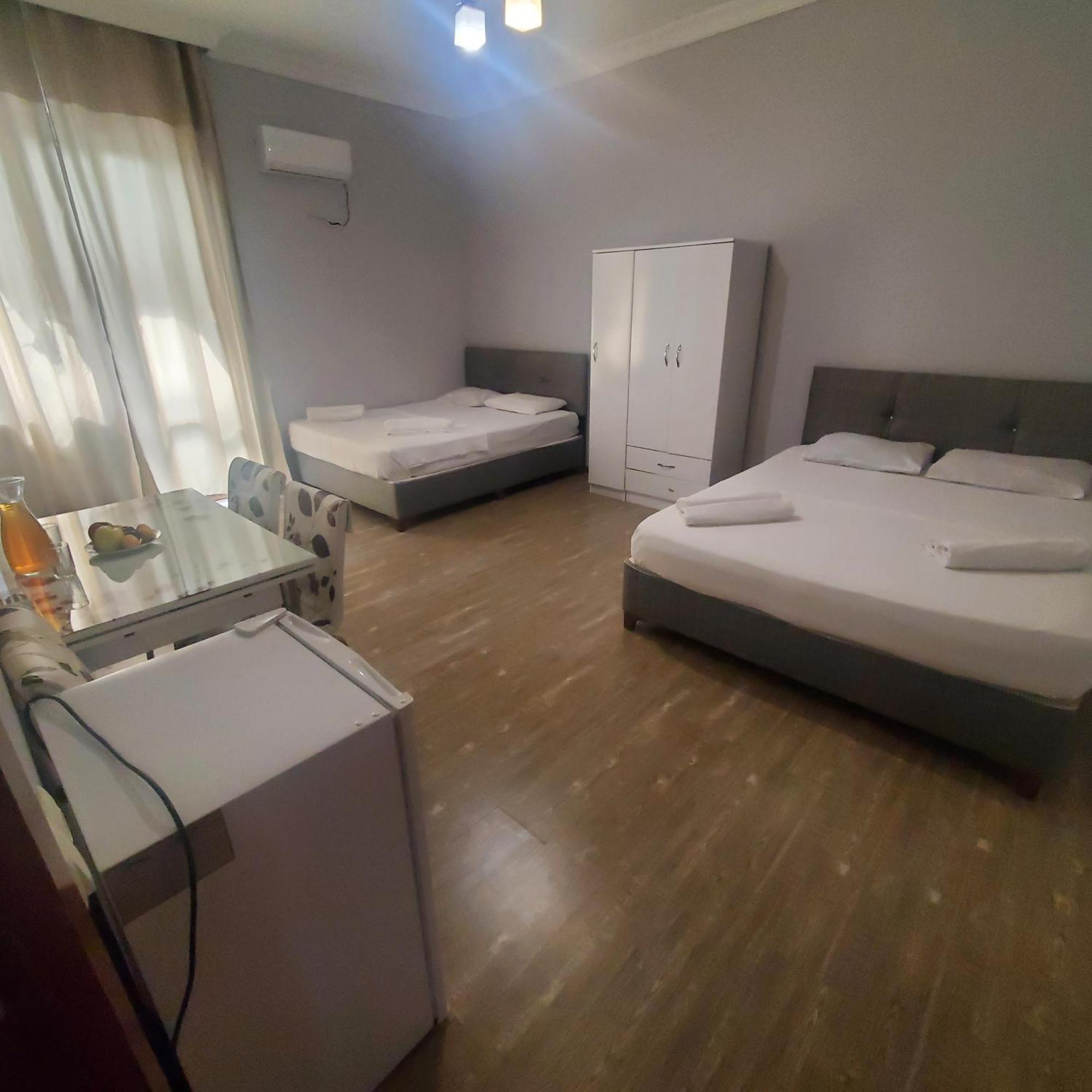 Elite Hotel 코불레티 객실 사진
