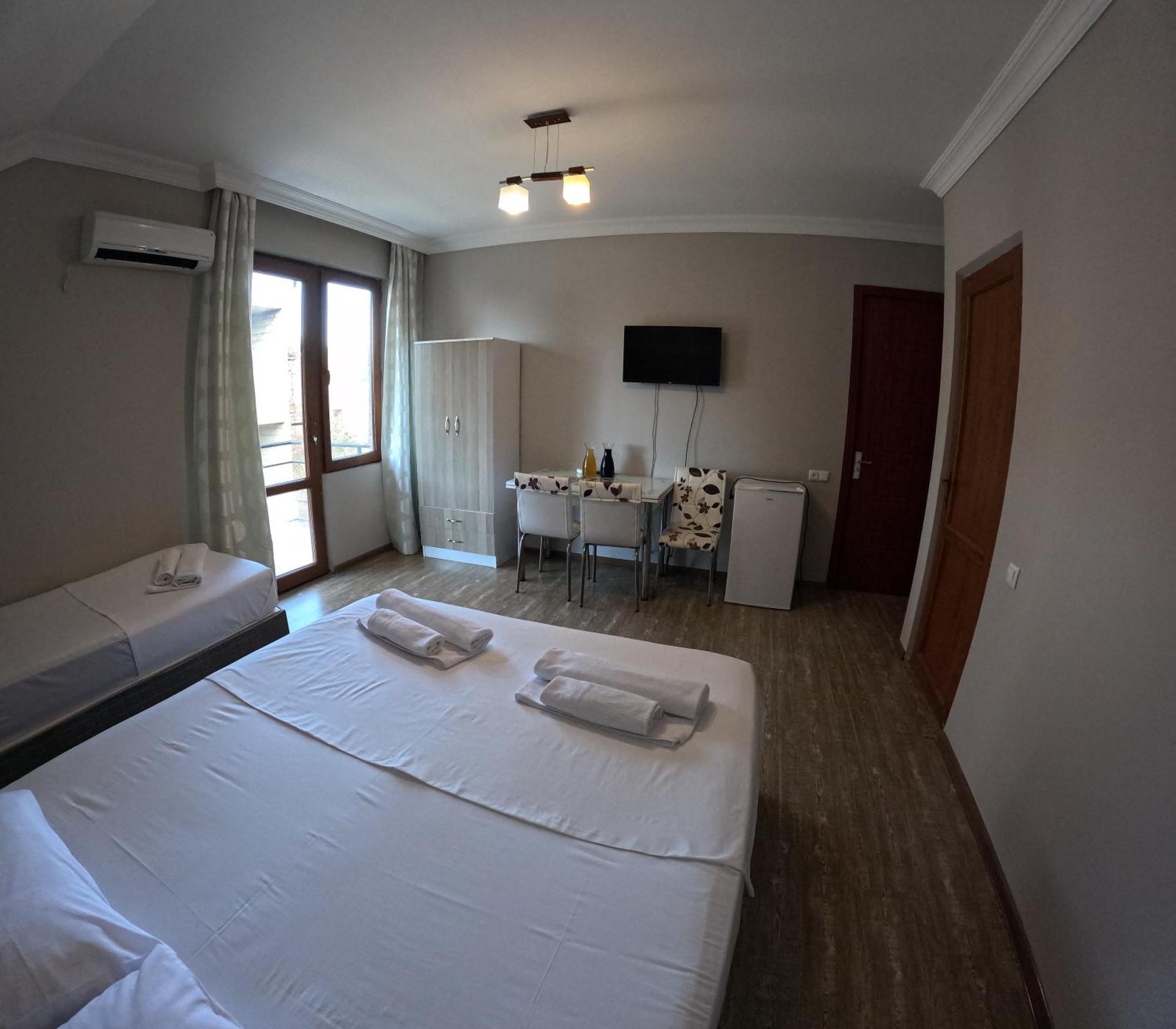 Elite Hotel 코불레티 외부 사진