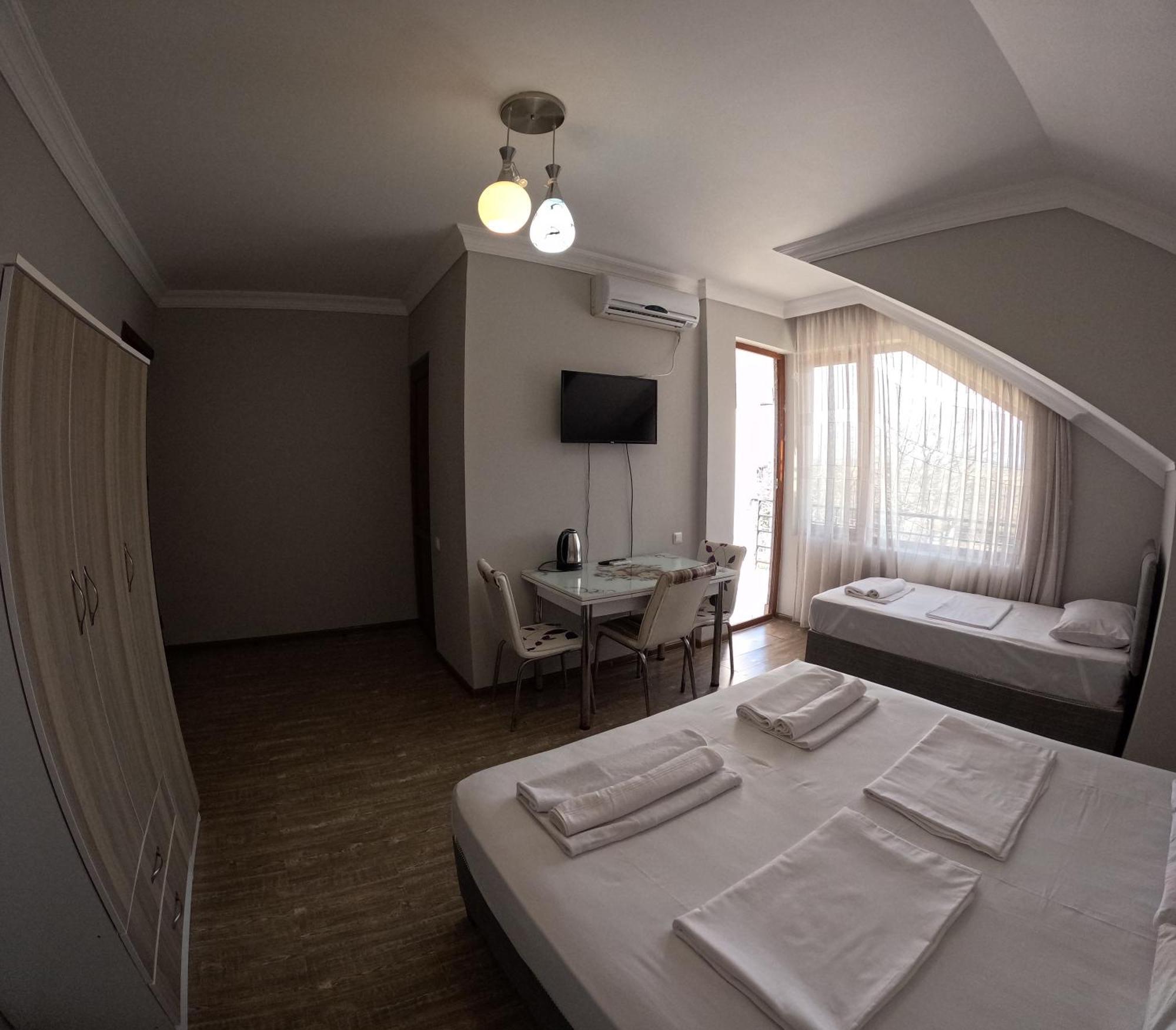 Elite Hotel 코불레티 외부 사진
