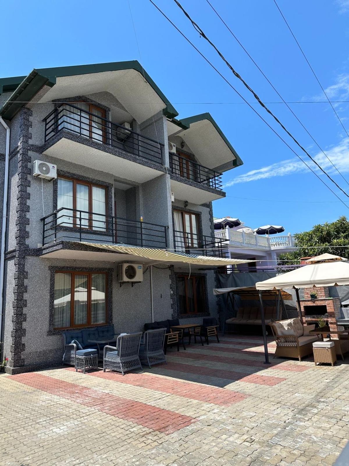 Elite Hotel 코불레티 외부 사진
