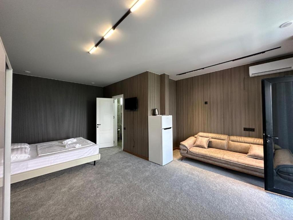 Elite Hotel 코불레티 외부 사진